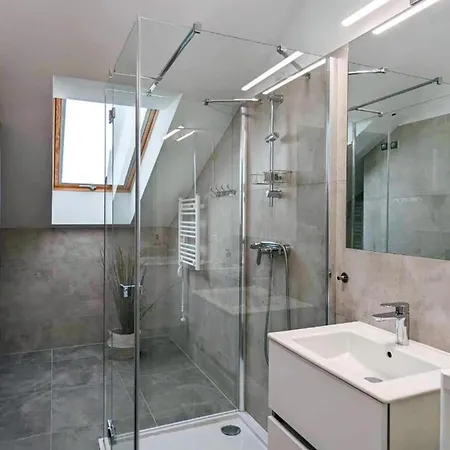 Apartment 50 M2 For 3 People, *